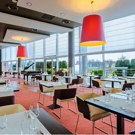 Qubus Hotel