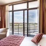 Qubus 4* Krakow