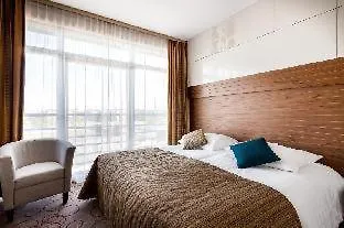 Qubus 4* Krasków
