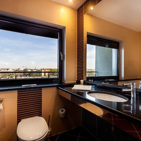 쿠부스 4* 크라쿠프