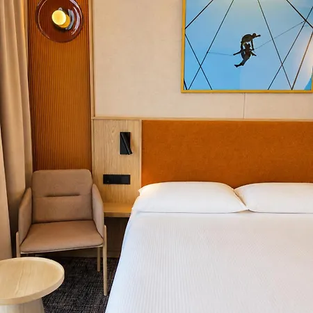 Hotel Qubus